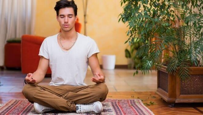 meditação enquanto toma medicação para prostatite